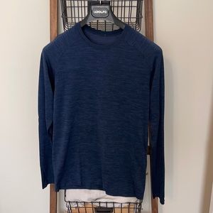 Lululemon Metal Vent tech long sleeve. Navy Blue.
